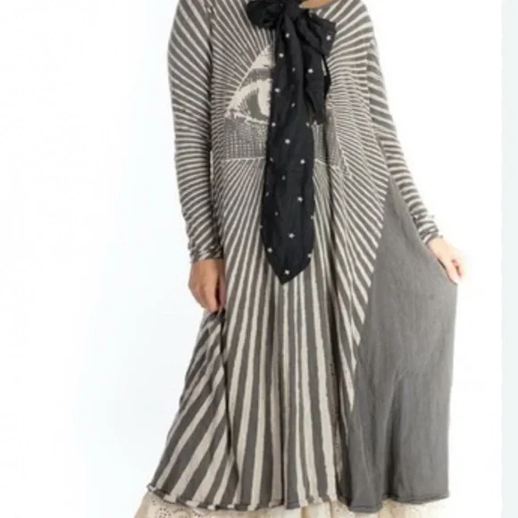 Magnolia Pearl Eye of God Long Sleeved Dress - Picture 2 of 16